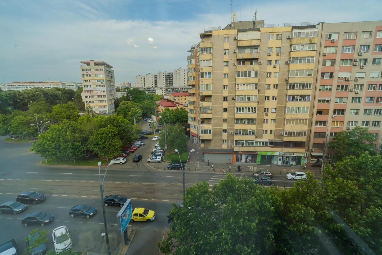 Cozy & Spacious 2Br Apartment With Netflix Bucureşti Ngoại thất bức ảnh